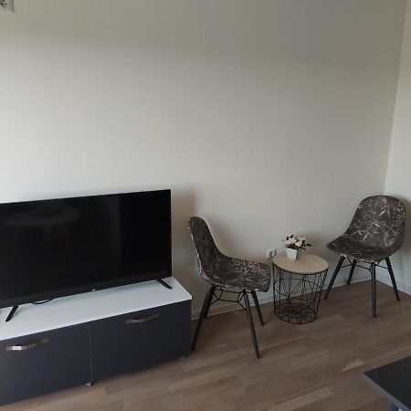 Apartmani Sarah 2 Tuzla Exteriör bild