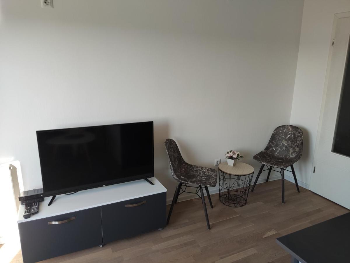 Apartmani Sarah 2 Tuzla Exteriör bild