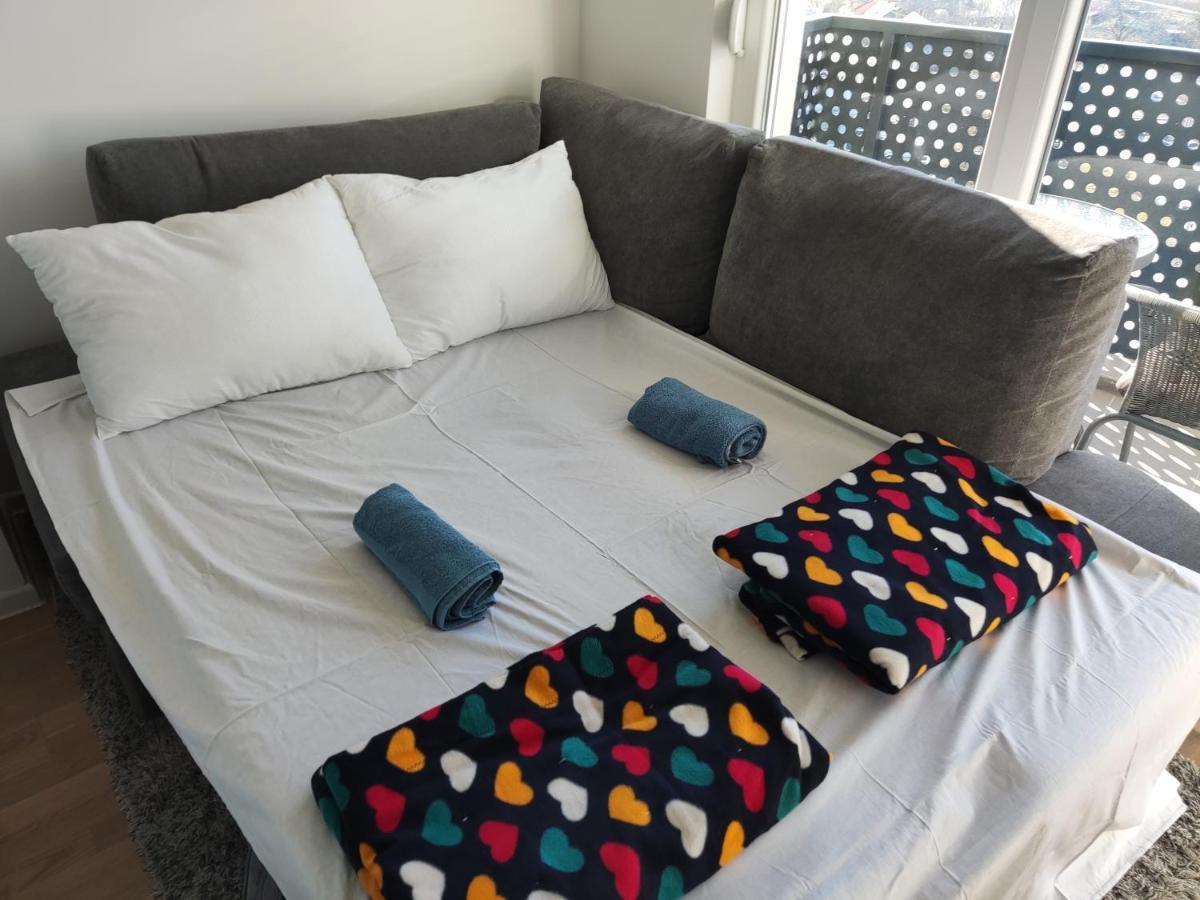 Apartmani Sarah 2 Tuzla Exteriör bild