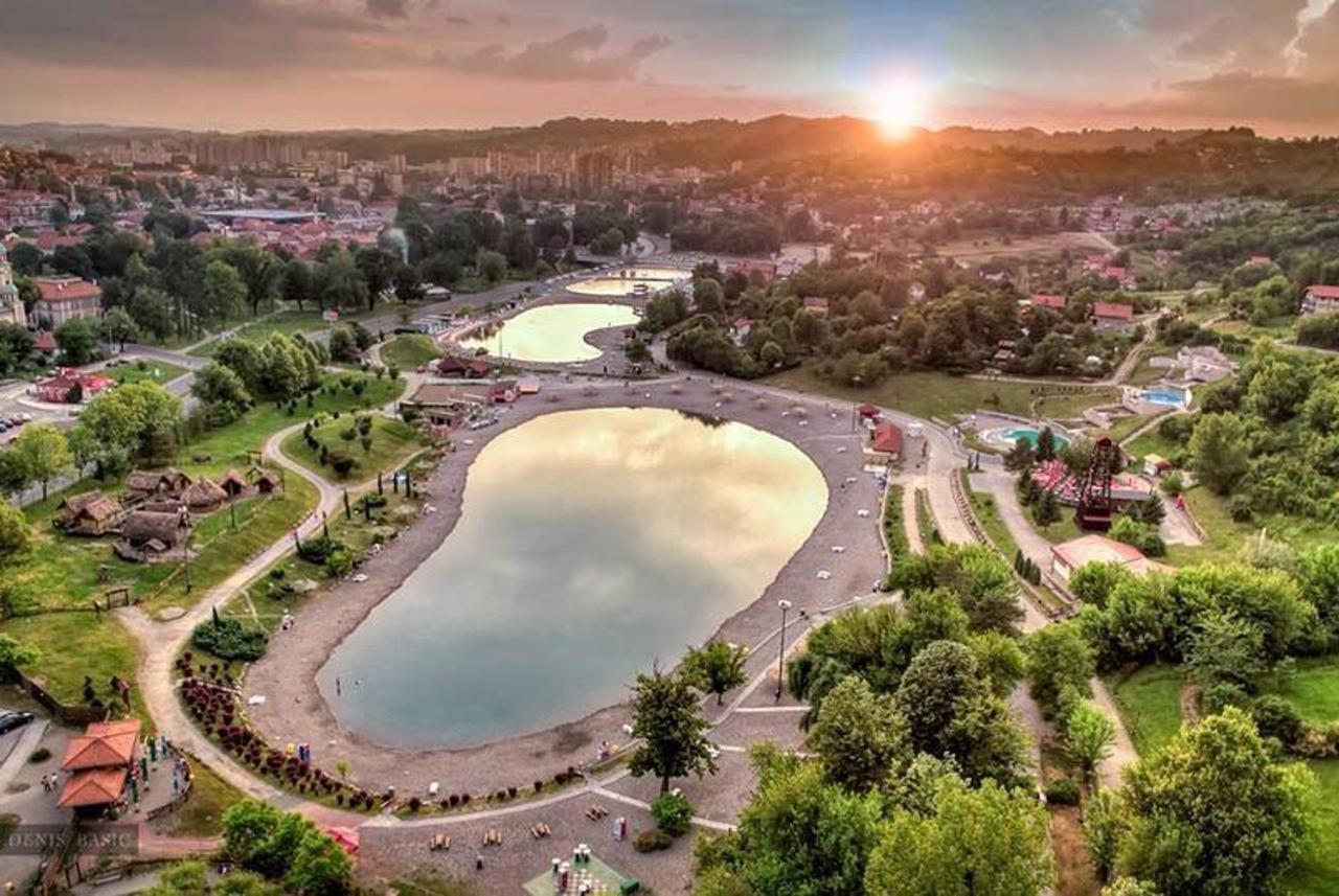Apartmani Sarah 2 Tuzla Exteriör bild